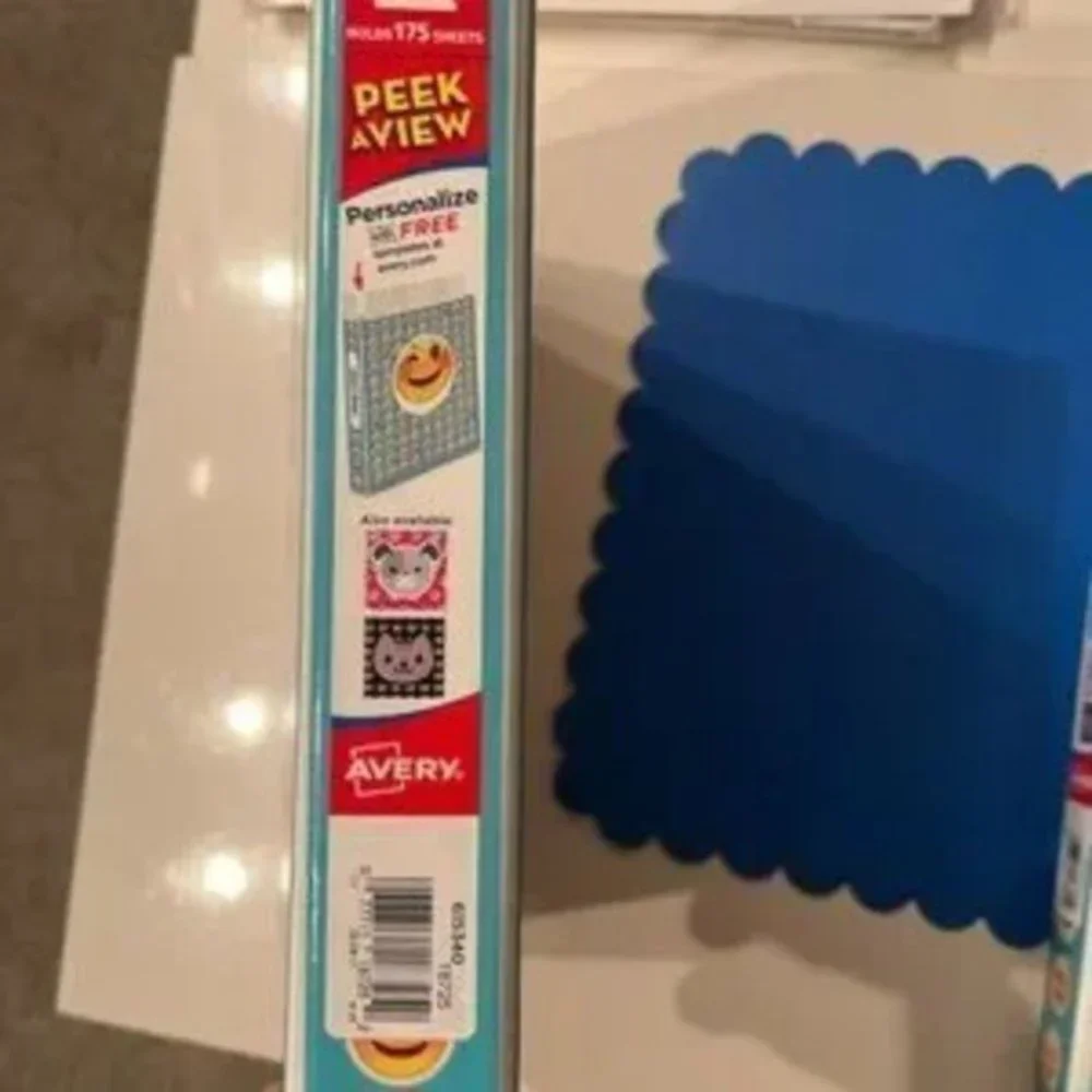 Binders by Avery / 1-Inch Peek-A-View 1” Binders (SET OF 2/‎ new) (t/o)